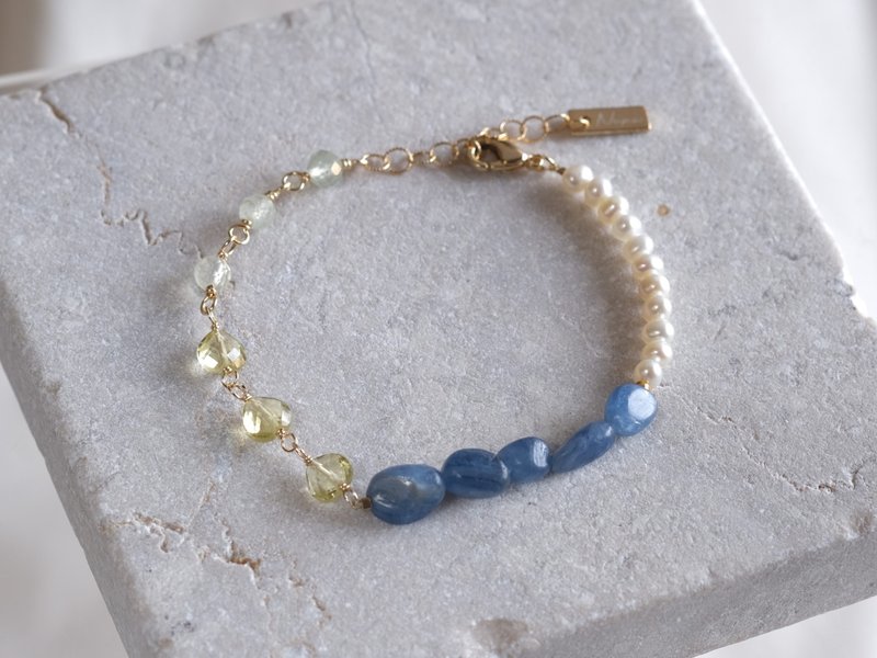 Kyanite bracelet 天然石ブレスレット 淡水パール×カイヤナイト×レモンクオーツ×プレナイト - 手鍊/手鐲 - 寶石 藍色