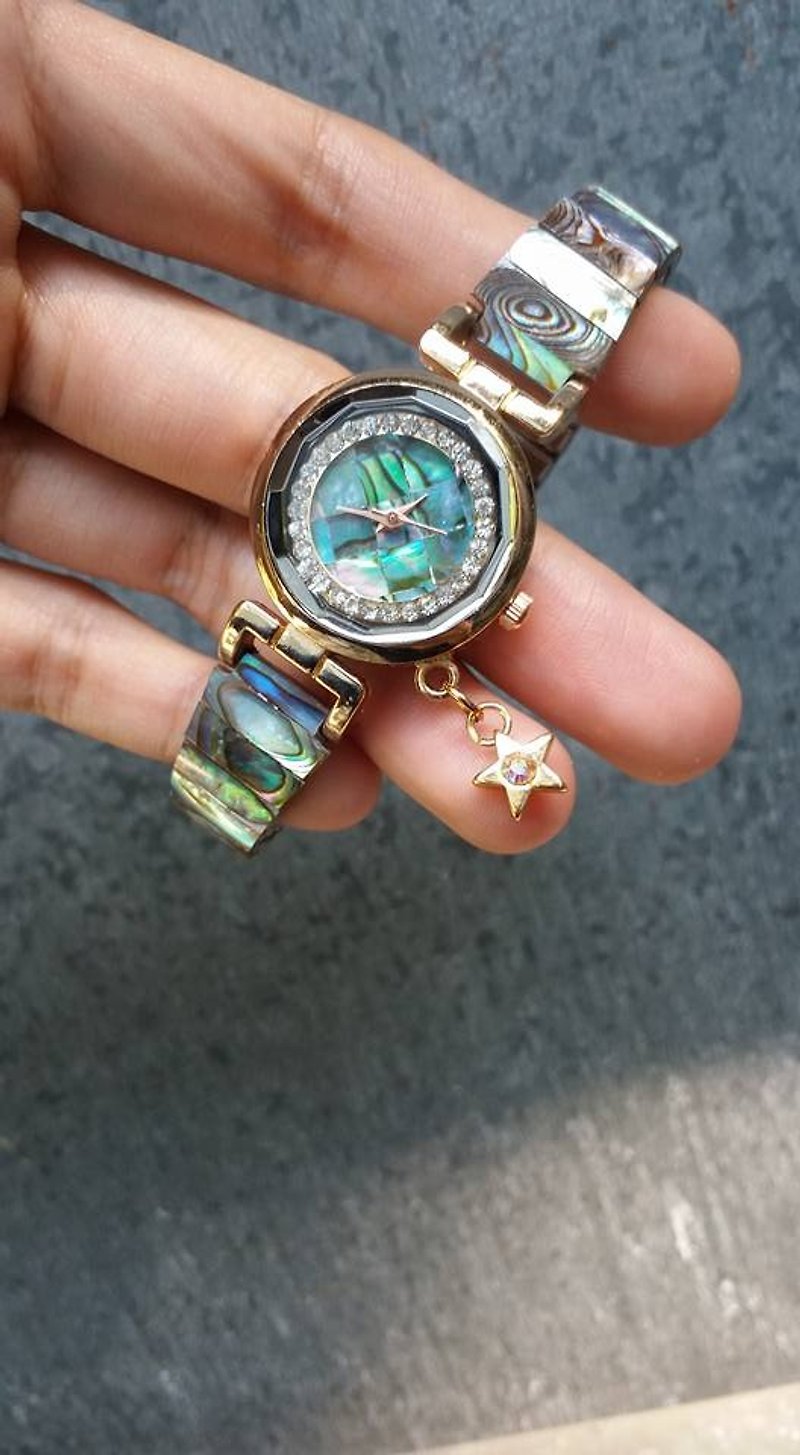 [] Lost and find antique models gorgeous star Abalone Watch - นาฬิกาผู้หญิง - เครื่องเพชรพลอย หลากหลายสี