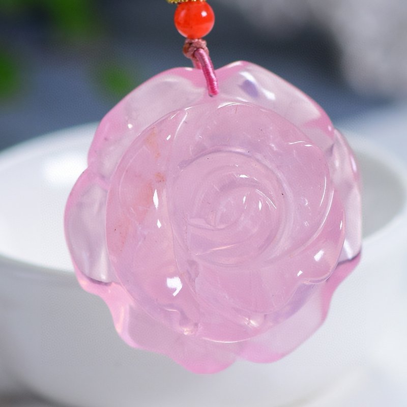 天然莫桑比剋星光粉晶玫瑰花吊墜小巧精緻款顏色粉嫩水潤 - 項鍊 - 水晶 
