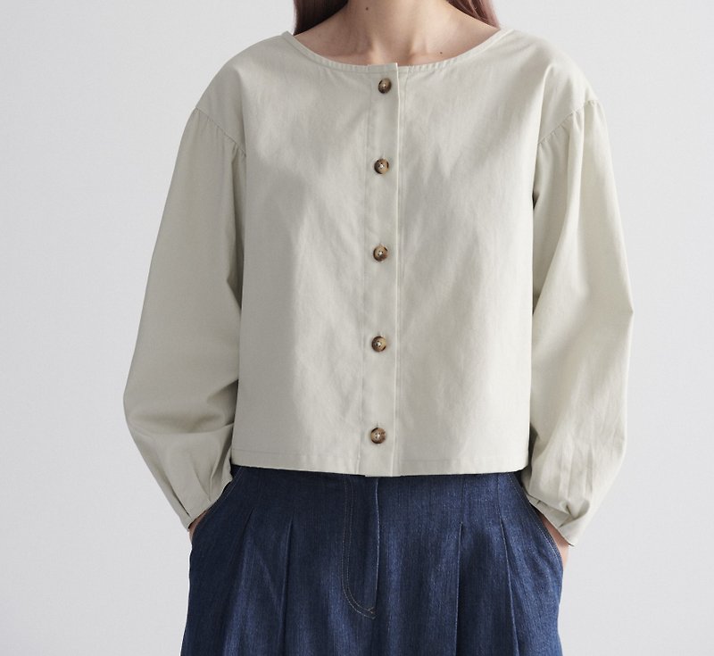 Shan Yong Drop-shoulder foam-sleeve short cardigan cotton top - เสื้อผู้หญิง - ผ้าฝ้าย/ผ้าลินิน 