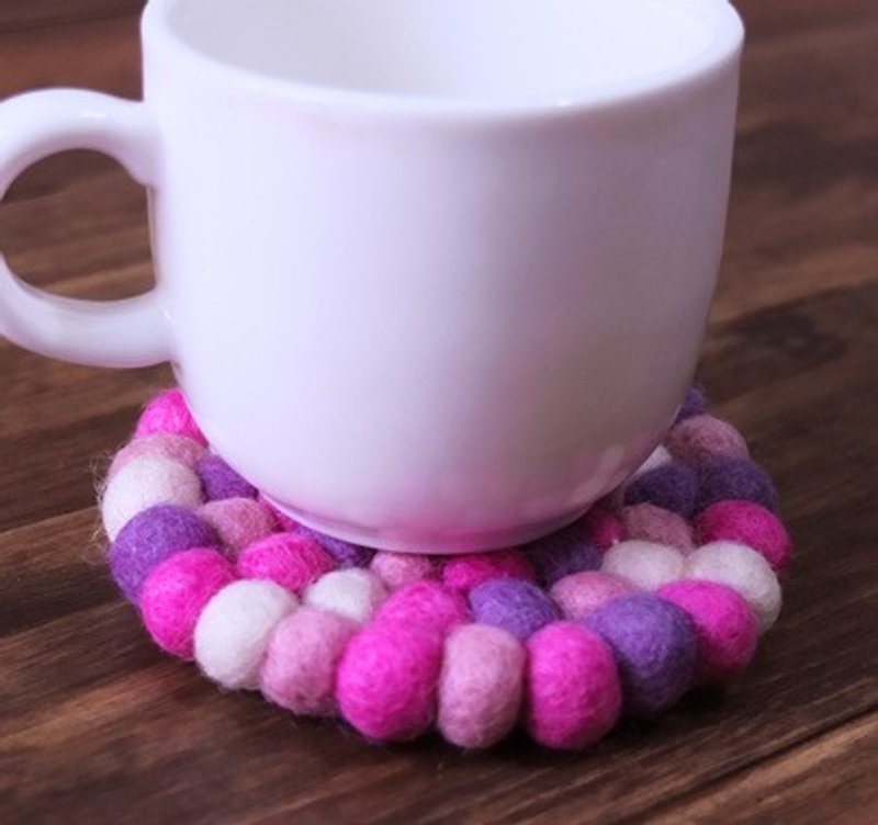 羊毛氈 球球 手工 杯墊 圓形 10cm 粉紫 - 杯墊 - 羊毛 粉紅色