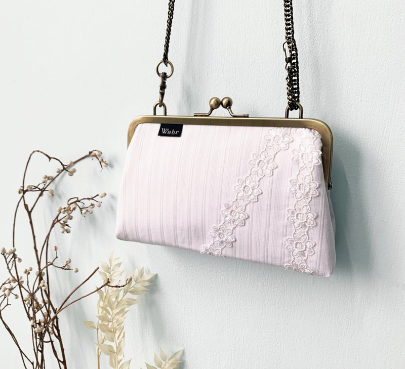 雪白天使花 口金包 手拿包 側背包 肩背包 隨身包 化妝包 雜物包 - 側背包/斜背包 - 棉．麻 白色