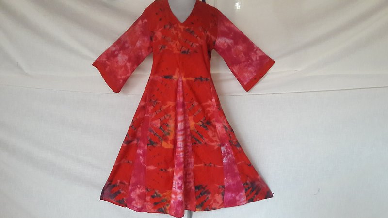 reddish flare maxi dress - ชุดเดรส - ผ้าฝ้าย/ผ้าลินิน สีแดง