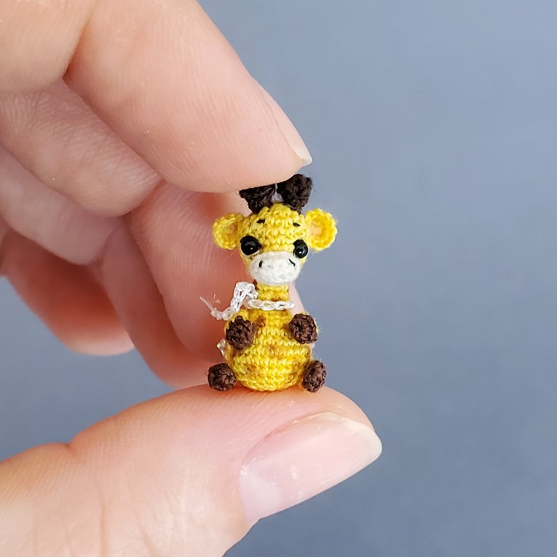 Extreme micro crocheted giraffe. Dollhouse miniature. Amigurumi stuffed giraffe. - Stuffed Dolls & Figurines - Cotton & Hemp Yellow