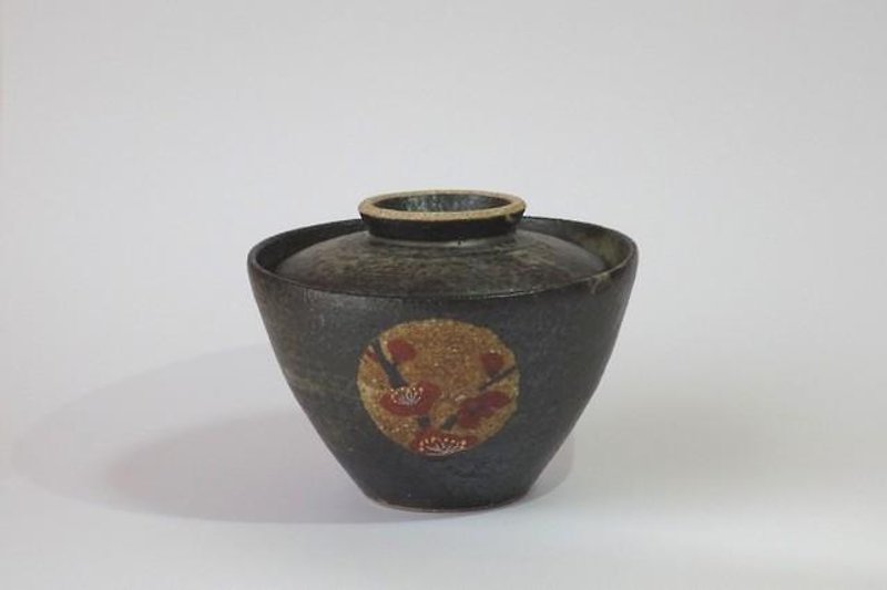 蓋付碗（碗絵柄 金銀彩紅梅） - 茶碗・ボウル - 陶器 