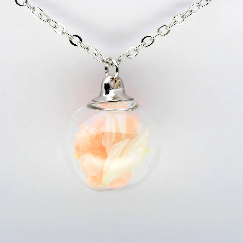 「OMYWAY」Handmade Dried Flower Necklace - Glass Globe Necklace - สร้อยติดคอ - แก้ว ขาว