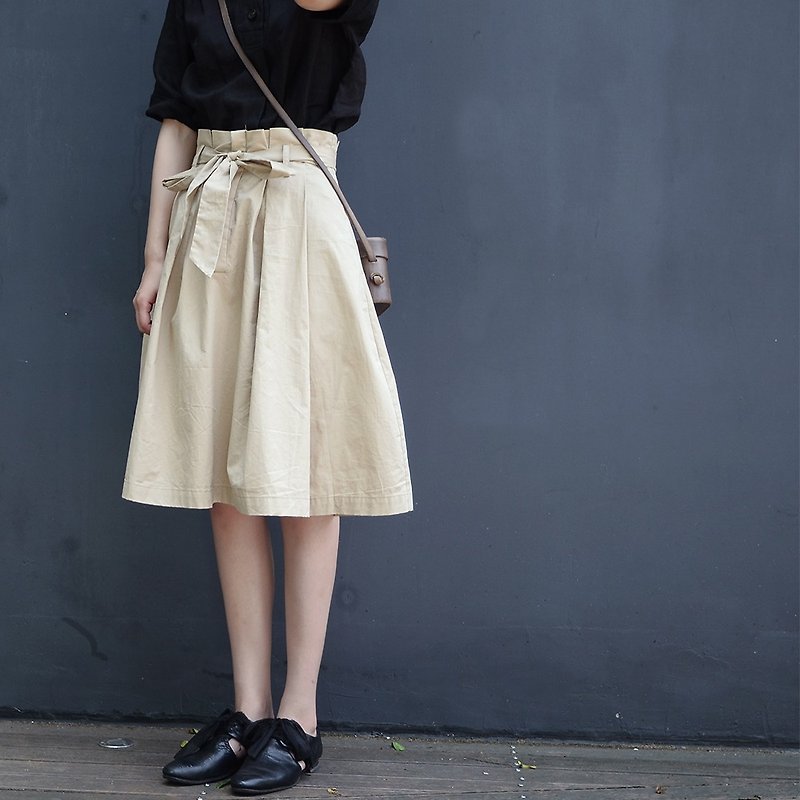 Light khaki pleated skirt | skirt | cotton | independent brand |Sora-159 - Skirts - Cotton & Hemp 