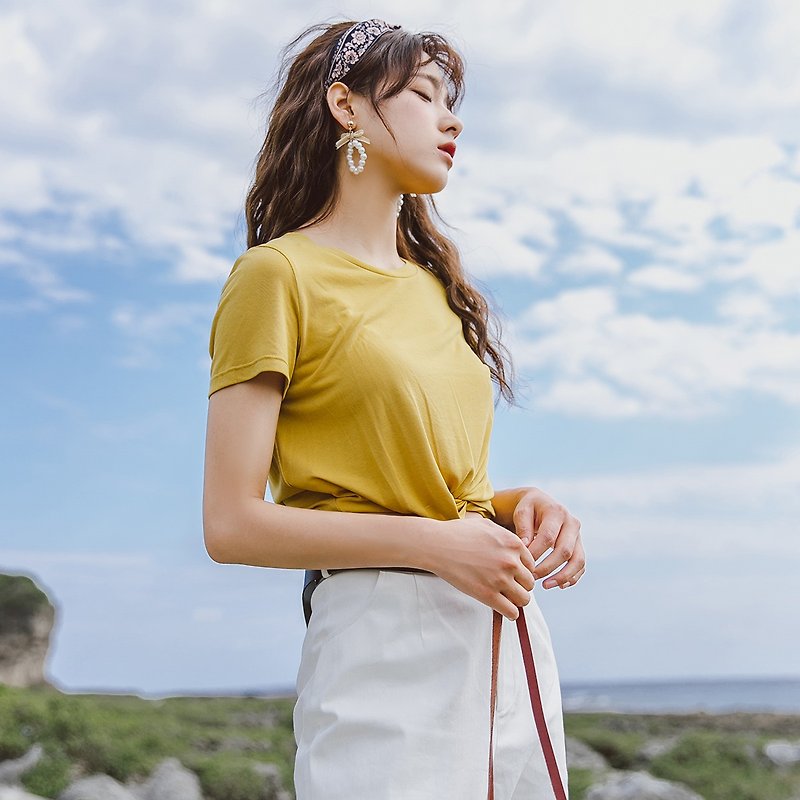 [Summer dress specials] Anne Chen 2018 summer new solid color personality hem knit T-shirt YMX8181 - เสื้อยืดผู้หญิง - ไฟเบอร์อื่นๆ สีเหลือง