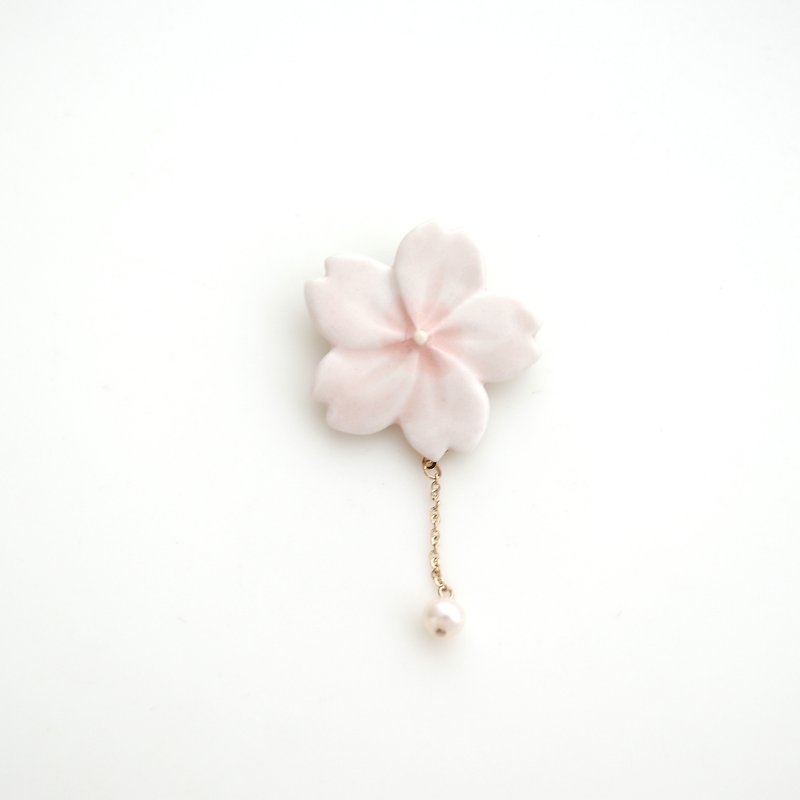 Special sakura brooch - Brooches - Porcelain Pink
