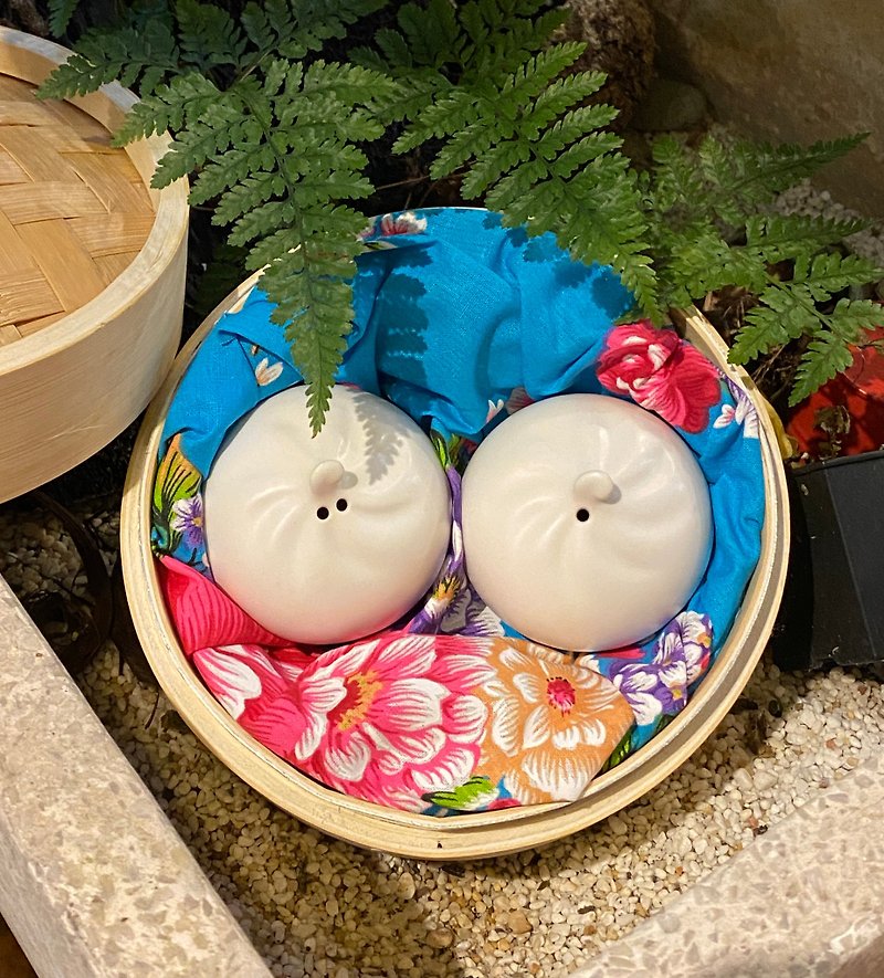 [Taike Blue] Xiao Long Bao seasoning jars 2 sets** steamer + floral cloth packaging (random color) - Food Storage - Pottery White