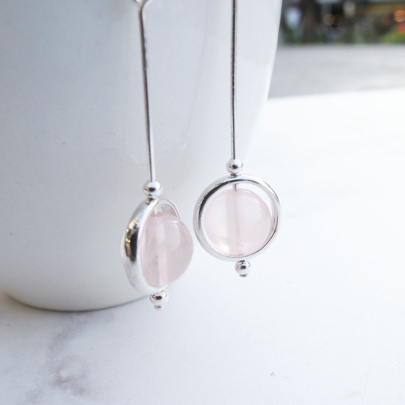 [Handmade custom silver jewelry] Planet|Pink crystal amethyst and strawberry crystal sterling silver long earrings | - Earrings & Clip-ons - Sterling Silver Pink
