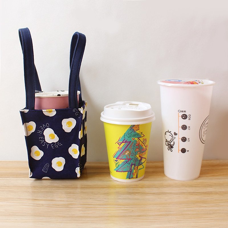 ポーチドエッグ柄飲料バッグ（一般）、エコカップバッグ、コーヒーカップバッグ - ドリンクホルダー - コットン・麻 ブルー