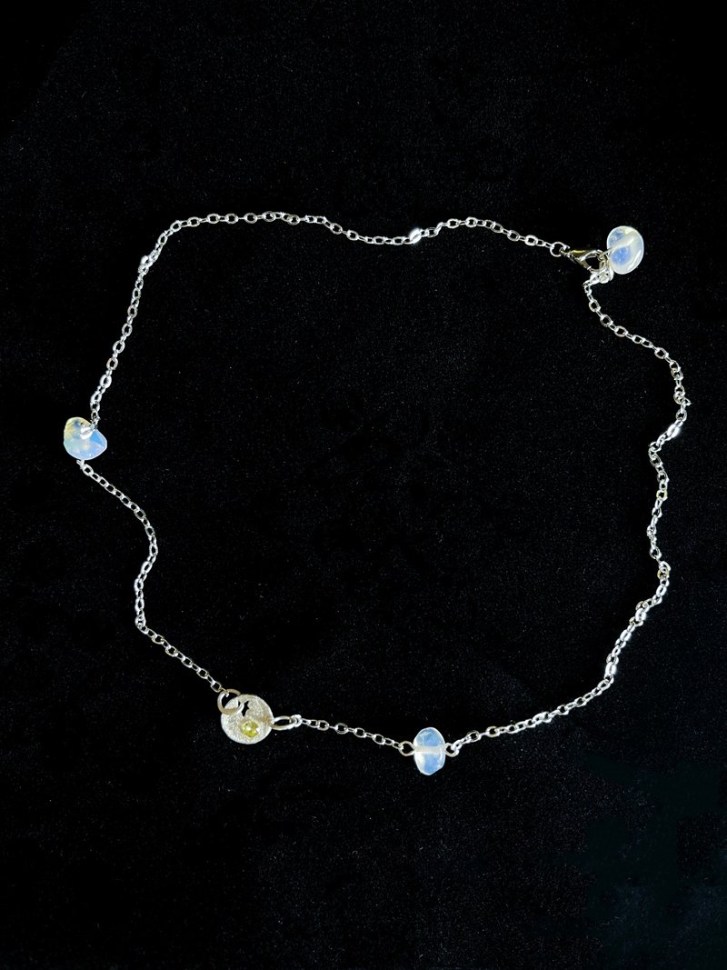 เงินแท้ สร้อยคอ - Stone Sterling Silver Round Opal October Birthstone Silver Necklace