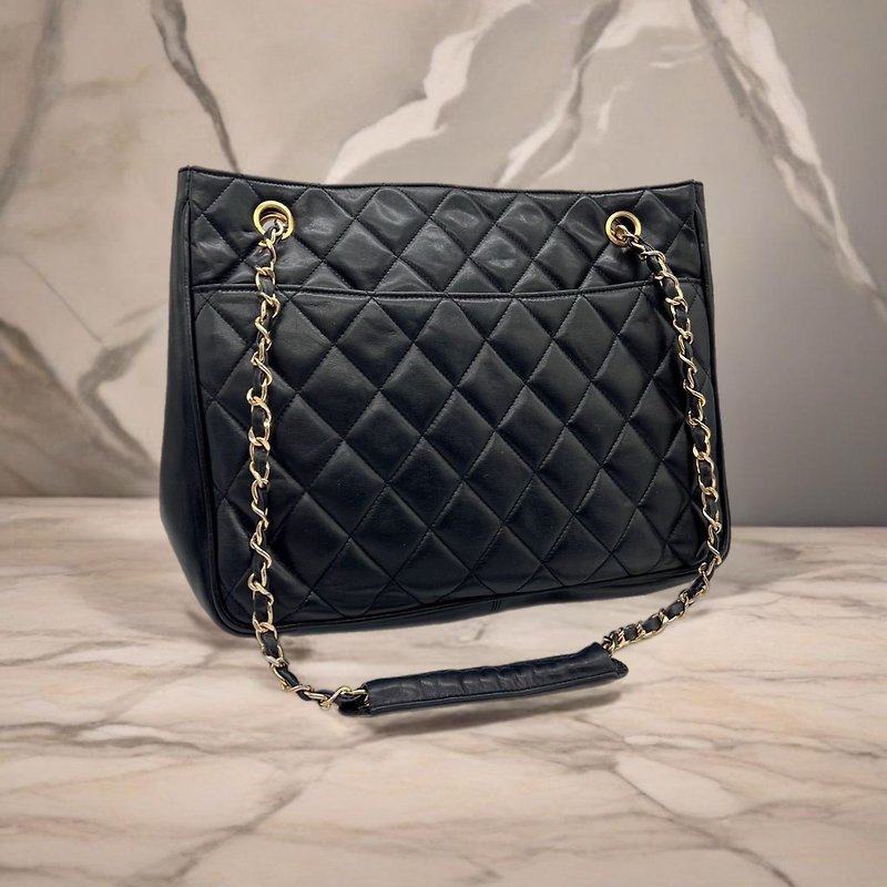 【LA LUNE】Second-hand Chanel black leather chain shoulder tote bag side back handbag - กระเป๋าแมสเซนเจอร์ - หนังแท้ สีดำ