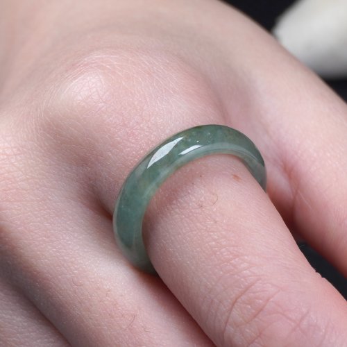 瓔珞珠寶盒 E.L.Jewelry Box 冰種飄花翡翠戒指戒圈 | 國際15.5圍 | 天然緬甸玉翡翠A貨 | 送禮