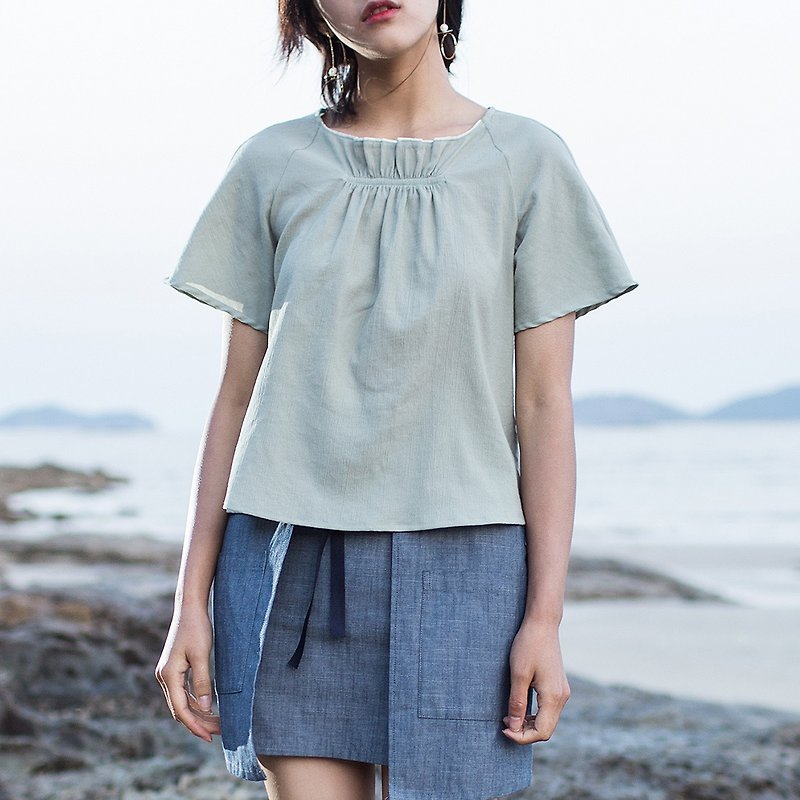 Anne Chen 2017 summer new lady chest fold shirt T shirt - เสื้อยืดผู้หญิง - เส้นใยสังเคราะห์ สีเขียว