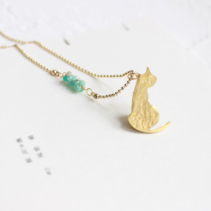 Cat hammered brass golden necklace I Story_Shy Cat - Necklaces - Copper & Brass Gold
