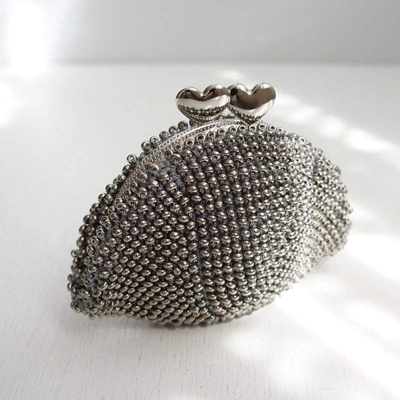 Ba-ba handmade Beads crochet coinpurse No.1313 - 化妝袋/收納袋 - 其他材質 銀色