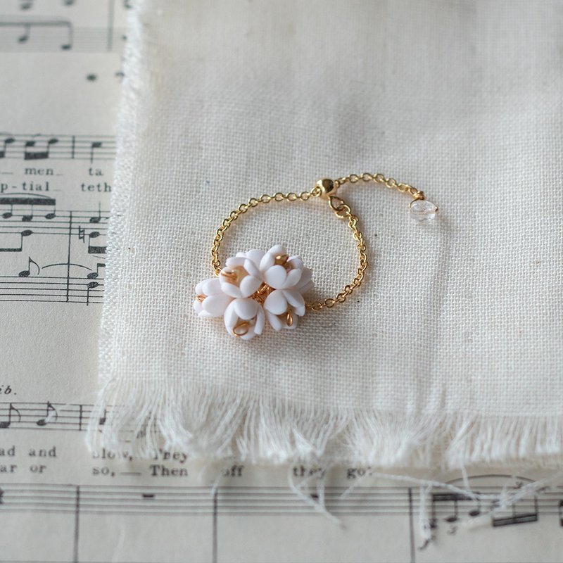 flower Chain Ring / Size Free / White - General Rings - Clay White