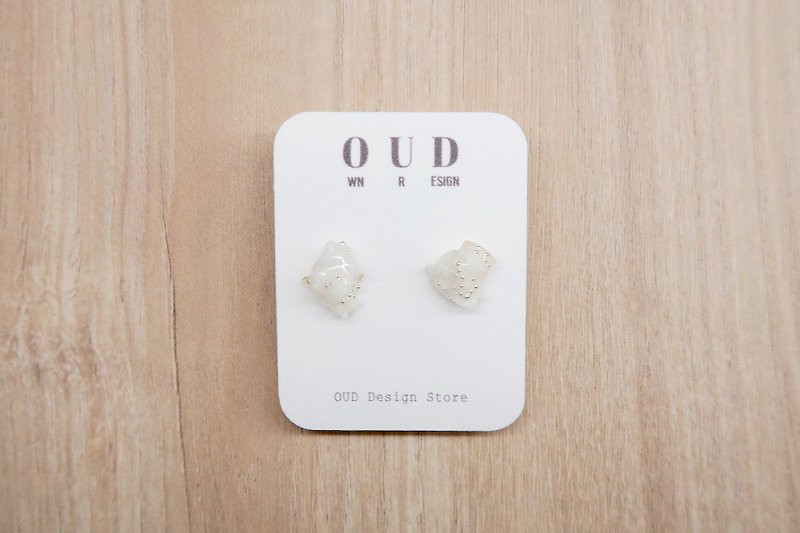 OUD Original.Handmade Cohere--925 Silver Irregular White Stone Earring/Clip-on - ต่างหู - หิน ขาว