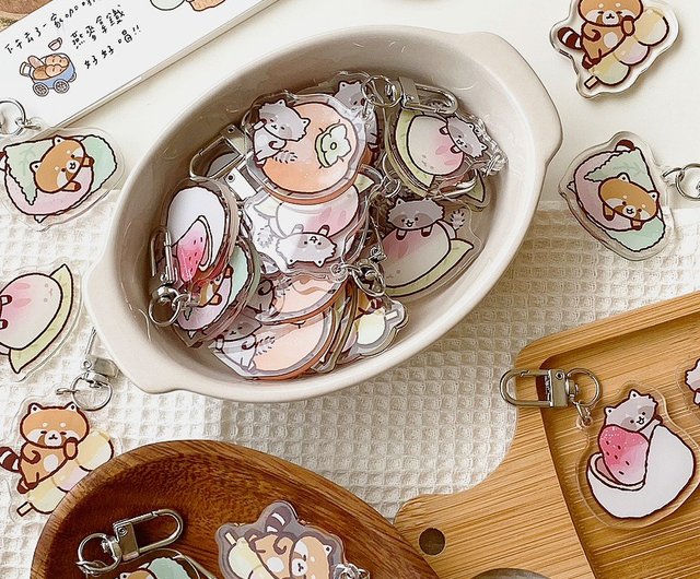 Raccoon Coffee House Acrylic Key Ring Six Generations/Charm/Total of 5  Types - Shop raccoonhouse Charms - Pinkoi