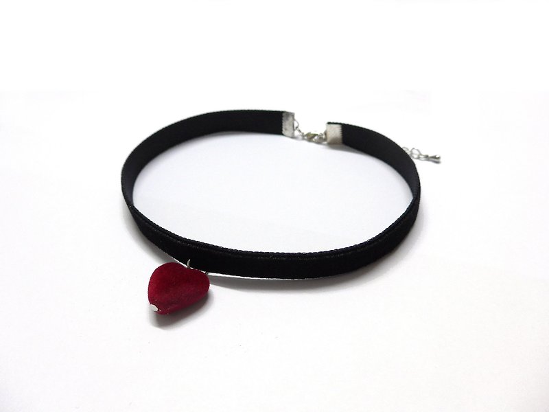 炙熱的心 絨面緞帶頸鍊(4色) - 項鍊 - 其他材質 黑色