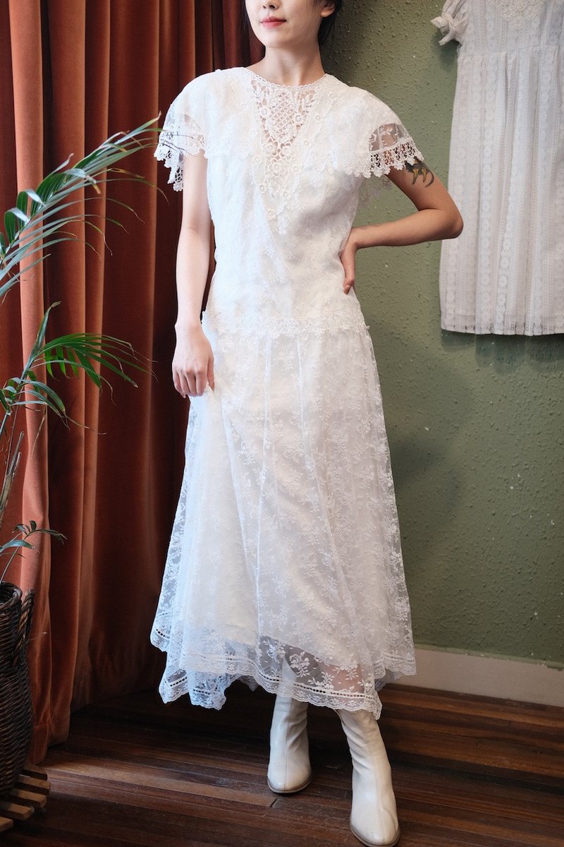 Vintage dress 1980s Scott McClintock vintage lace wedding dress made in the United States - One Piece Dresses - Cotton & Hemp 