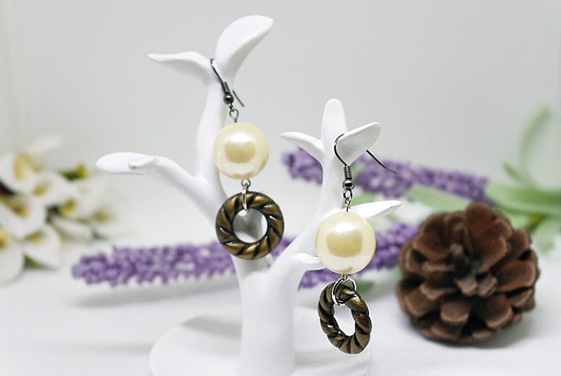 Alloy＊Large Hoops＊_Hook Earrings - Earrings & Clip-ons - Other Metals White
