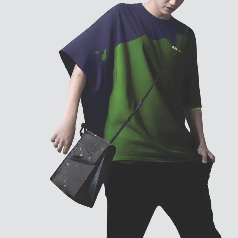 ReSatchel 斜挎包 單肩包 斜背包 側背包 | 再生 環保物料袋 - 側背包/斜背包 - 塑膠 黑色