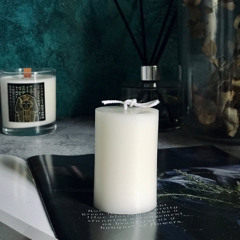 円筒形の香りのキャンドル - キャンドル・燭台 - 蝋 ホワイト