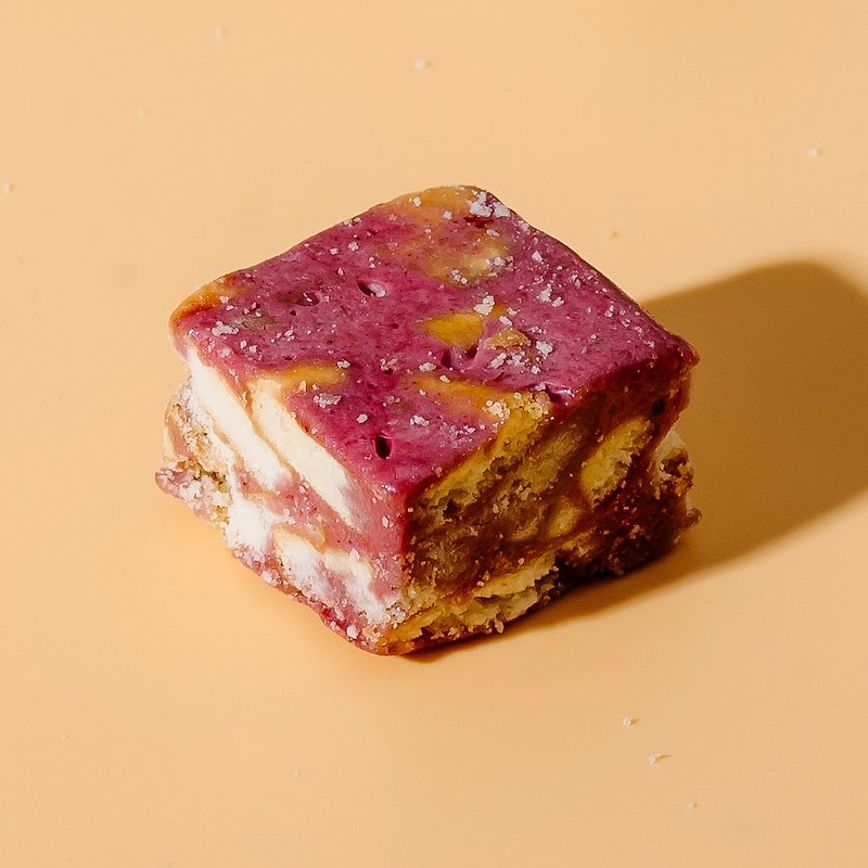 幸福mini磚 (莓果) - 蛋糕/甜點 - 其他材質 粉紅色