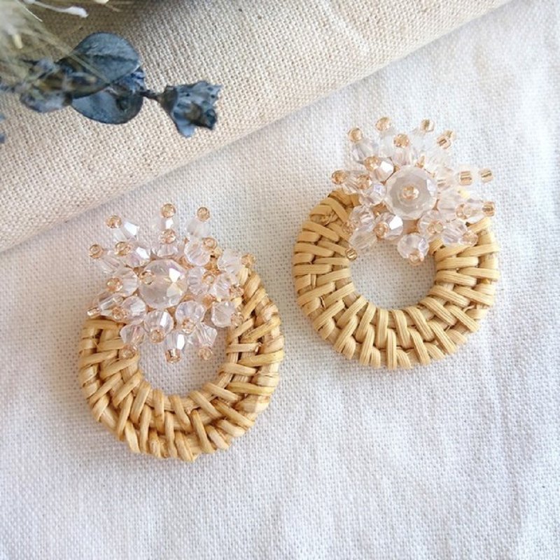 Beaded cabochons and rattan Clip-On, earrings - ต่างหู - โลหะ สีนำ้ตาล