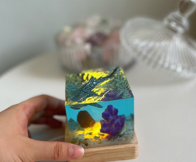 Resin Light Ocean Handmade Resin Ornament / Epoxy Resin Crafts / Sea World  Gift - Shop UNIVERS Lighting - Pinkoi