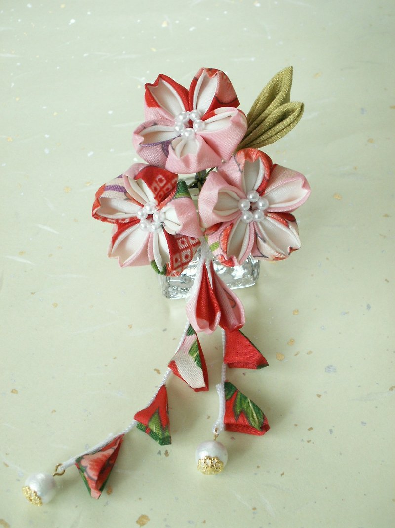 つまみ細工　古布で作った桜のかんざし 柄桃　お花見にぴったり - 髮夾/髮飾 - 其他材質 粉紅色