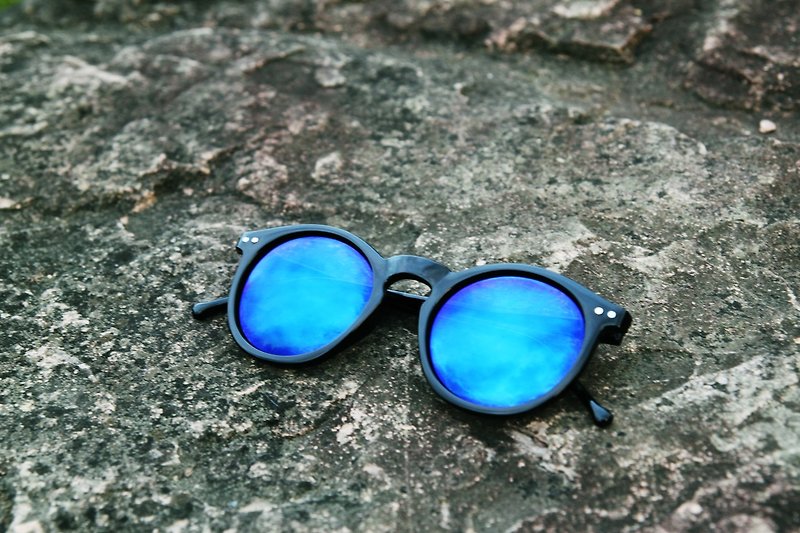 2is AngusA3サングラス│ブラックフレーム│ブルー反射レンズ│レトロサングラス - 眼鏡・フレーム - プラスチック ブルー