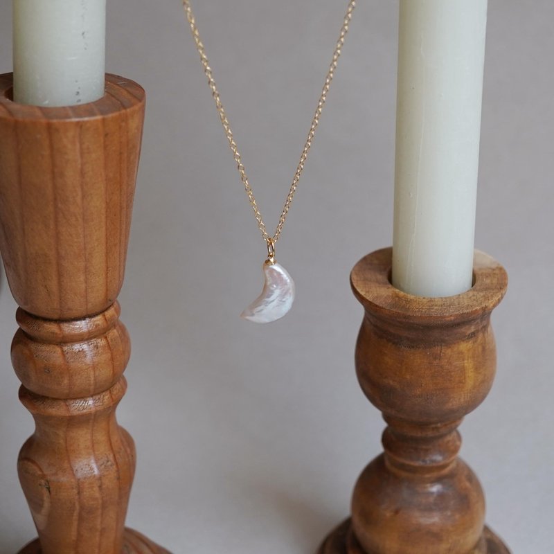 สร้อยข้อมือแม่เหล็กไข่มุกข้าวสาร 14KGF - สร้อยคอ - ไข่มุก ขาว