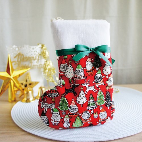 Lovely 樂芙妮 Lovely【日本布】聖誕老人聖誕襪手機袋、紅底燙金、5.5吋可用