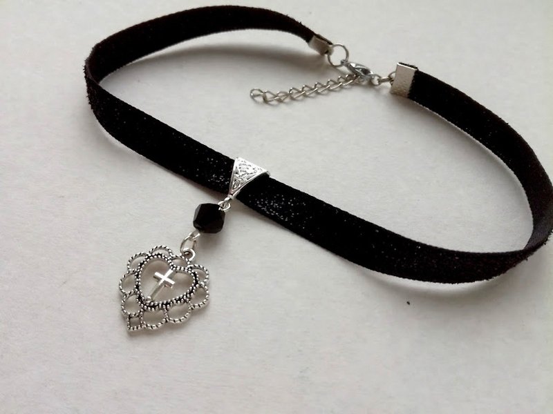 Misa cross choker Misa anime earrings Black choker with silver openwork heart - Necklaces - Waterproof Material Black