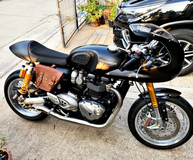 TRIUMPH(ヴィンテージブラウン) 本革サイドバッグ T100,T120,ストリートツイン,スラクストンR用 - ショップ  favoritebiker ショルダーバッグ - Pinkoi