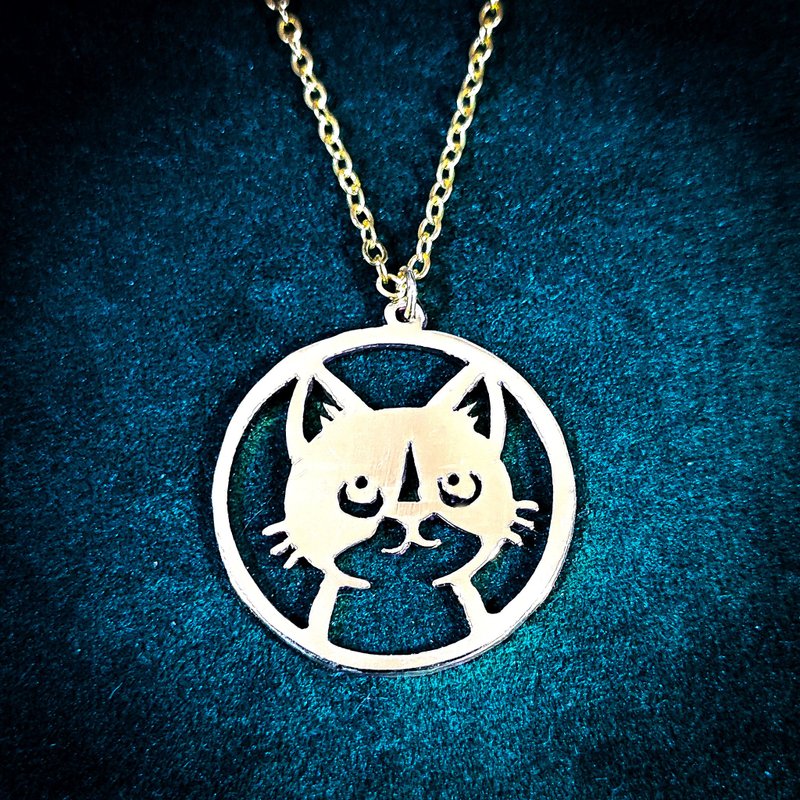 Cute cat in round shape pendant  : Amore Accessories - 項鍊 - 銅/黃銅 銀色