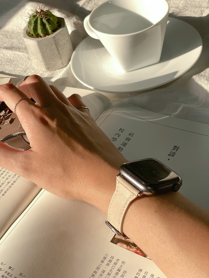 Apple Watch Fine Texture Cowhide Leather Strap | Milk Tea Apricot | - Watchbands - Genuine Leather Khaki