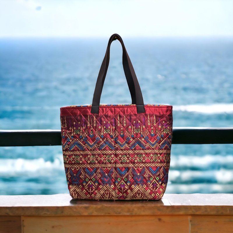 Shoulder bag, quilted bag, Thai woven fabric, artificial leather strap - 手提包/手提袋 - 棉．麻 紅色