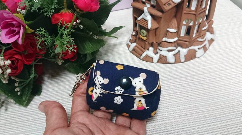 Mouse Mini Small Purse Charm Charm Coin Purse Key Ring - ที่ห้อยกุญแจ - ผ้าฝ้าย/ผ้าลินิน 