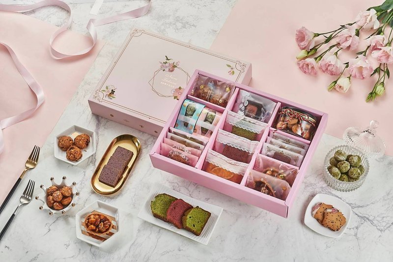 奈良櫻手作-金澤菓子禮盒+手工餅乾+菓子 - 手工餅乾 - 其他材質 粉紅色