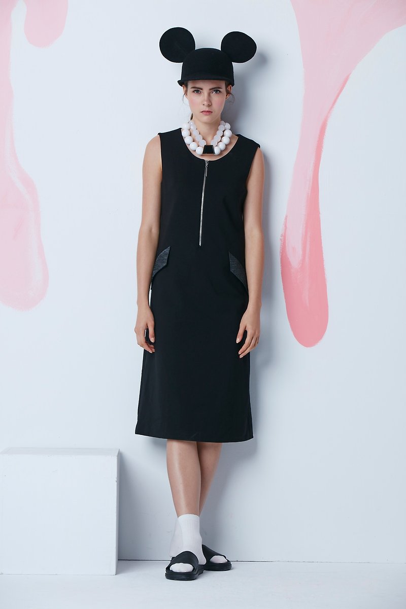拼接蓋式口袋設計黑色圓領拉鍊背心洋裝 - 連身裙 - 聚酯纖維 黑色
