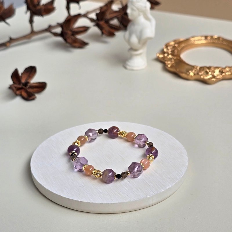 Rose Garden // T-240612 / Amethyst / Purple Ghost / Orange Moonlight / Black Onyx / Crystal Bracelet - สร้อยข้อมือ - เครื่องเพชรพลอย หลากหลายสี