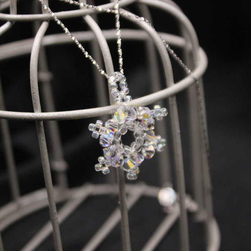 [Snow Crystal Flower] Original Necklace - Necklaces - Silver Transparent