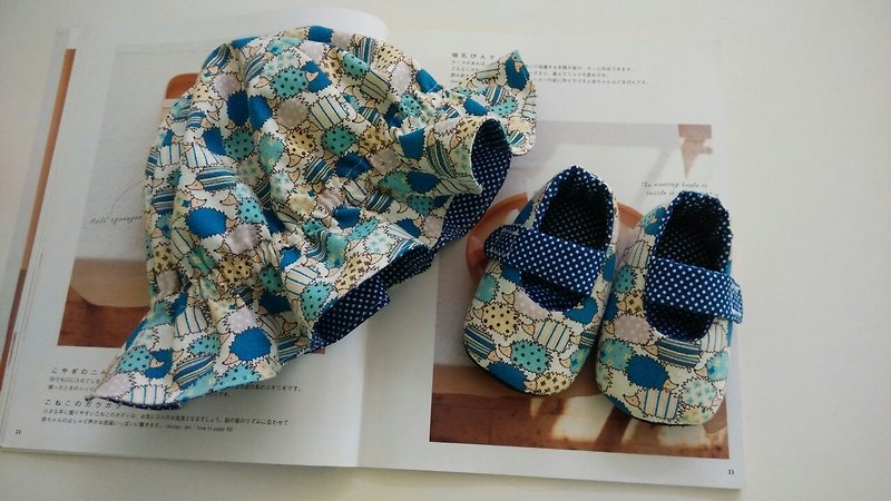 藍底刺蝟彌月禮物 嬰兒帽+嬰兒鞋 - 圍兜/口水巾 - 棉．麻 藍色