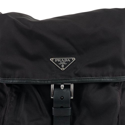 PRADA ダークブラウン ナイロン ショルダーバッグ 日本直送 名牌中古包 】PRADA プラダ ショルダーバッグ ダーク