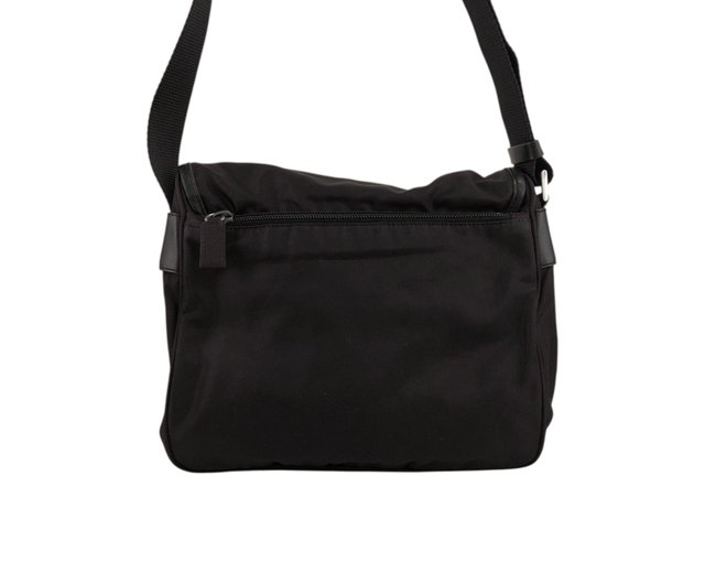 PRADA ダークブラウン ナイロン ショルダーバッグ 日本直送 名牌中古包 】PRADA プラダ ショルダーバッグ ダーク